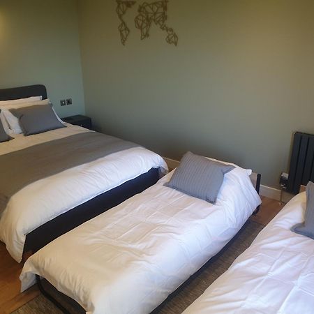 Open Acres Accommodation And Airport Parking Backwell Kültér fotó