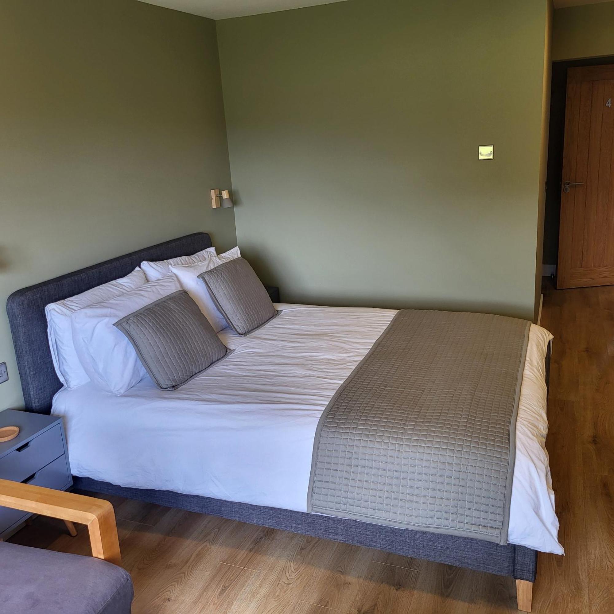 Open Acres Accommodation And Airport Parking Backwell Kültér fotó